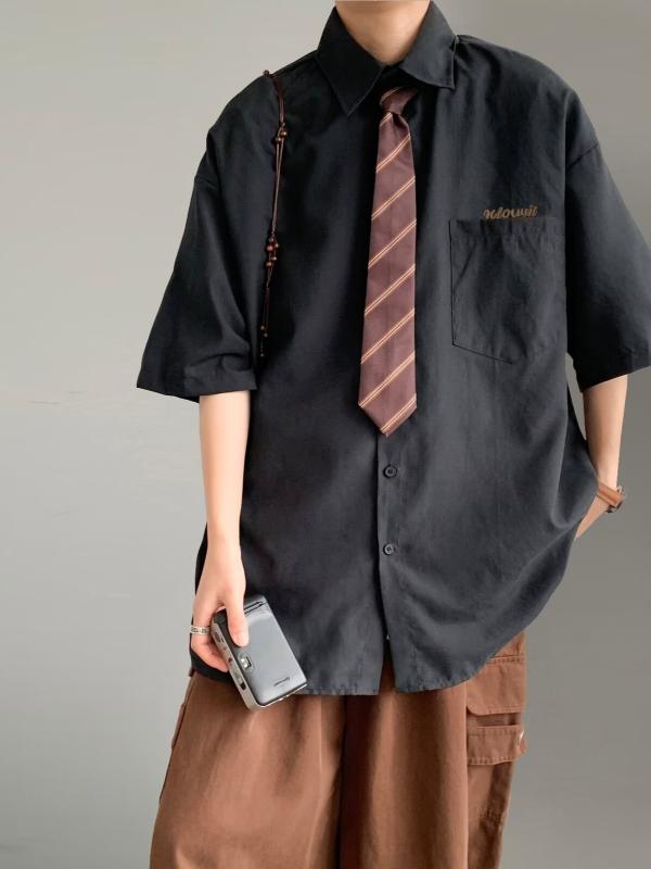 半袖 シャツ メンズ レディース 制服 ネクタイ付き カジュアル トップス ストリート 学院風 カップル ペアルック オールシーズン・素材: 化繊混紡・生地の厚さ: 薄手・スタイル: 青春流行・フィット感: 合体型・襟の形: 翻領・袖丈: 半袖・柄: 無地・ディテール: 飾りステッチ・対象: 青少年・メイン素材: 聚酯繊維(ポリエステル)51%-70%・着用シーン: 日常・カラー展開: ブラック、グリーン・サイズ展開: M、L、XL、XXL・加工: 形態安定加工・対象年齢: 成人・性別: 男性・カテゴリ: シャツ