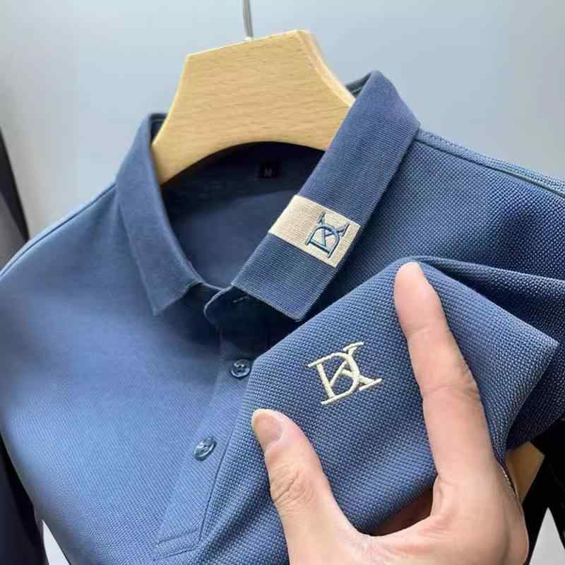 ポロシャツ メンズ 男性用 半袖 襟付き 刺繍 シンプル カジュアル ビジネス 通勤用 通学 普段使い ビッグシルエット 爽やか 高級感 トップスresult: ・スタイル: 商务通勤・袖丈: 半袖・シルエット: 修身型・柄: 無地・特殊加工: 刺繍・厚さ: 薄手・面料素材: 化繊混紡・主素材成分: ポリエステル81%-90%・用途: 日常・カラー展開: ブルー,ブラック,ホワイト,オレンジ・サイズ展開: M,L,XL,XXL,XXXL,XXXXL・素材機能: 通気性,洗濯機可,吸湿速乾・製品カテゴリ: POLOシャツ