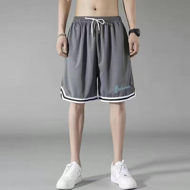{"result": "ショートパンツ メンズ メッシュ生地 通気性抜群 夏用 部屋着 スポーツ アウトドア カジュアル シンプル 無地 ボトムス 履き心地 快適 ハーフパンツ"}・素材: ポリエステル・パンツ丈: ショート・主素材混率: 50%・カラー展開: ブラック、グレー、ホワイト・サイズ展開: M、L、XL、2XL、3XL、4XL、5XL・シルエット: ルーズ・伸縮性: 微ストレッチ・スタイル: スポーツ