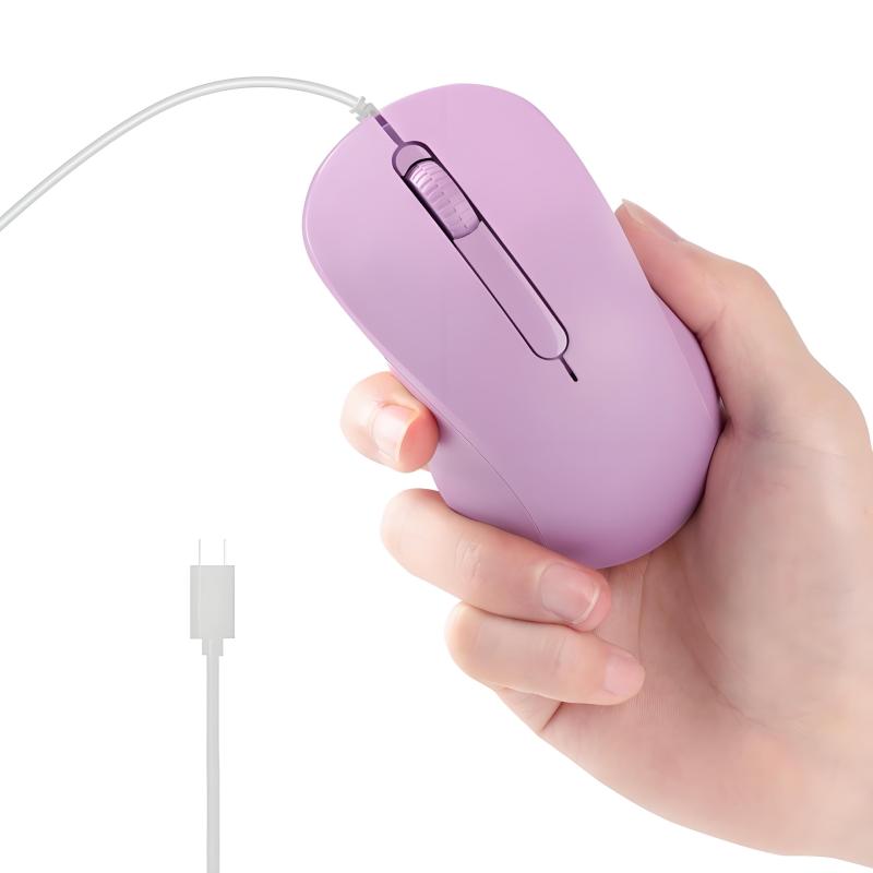 有線マウス 静音 type-c ケーブル長1.5メートル 左右対称 固定DPI値1000 人間工学 簡単接続 小型 Windows/Mac os/Android/PC/スマホ/ノートパソコン/タブレット対応【人間工学設計】独特の弧度が手のひらの自然曲線にフィットし、左右対称に造形され、左手でも右手でも快適なグリップ感を提供し、長時間の使用による手の疲れを効果的に軽減する。【プラグアンドプレイ】面倒なドライブインストールプロセスを必要とせず、TYPE-Cインタフェースをデバイスに差し込むだけで、すぐに使用を開始でき、便利で迅速で、時間と労力を大幅に節約できる。【広範なシステム互換性】WINDOWS、Mac、Androidシステムに最適で、パソコン、スマホ、タブレットにかかわらず、TYPE-Cインタフェースを備えていれば、簡単に接続して使用でき、多設備オフィスと軽度娯楽の需要を満たすことができる。【安定性能のパラメータ】固定DPIは1000で、日常のオフィス、Webブラウズ、レジャーゲームなどのさまざまなシーンに適している。ボタンを押す回数は500万回に達することができ、ローラーの押す回数は100万回で、製品の耐久性をした、ケーブルの長さは1.5メートルで、十分な操作範囲を提供する。重さは約98グラム（パケージを含む）で、軽くて持ち運びに便利です。【静音設計】静音ボタン技術を採用し、クリックや操作時に音がほとんど発生せず、図書館やオフィスなど静かな場所での使用に特に適する。