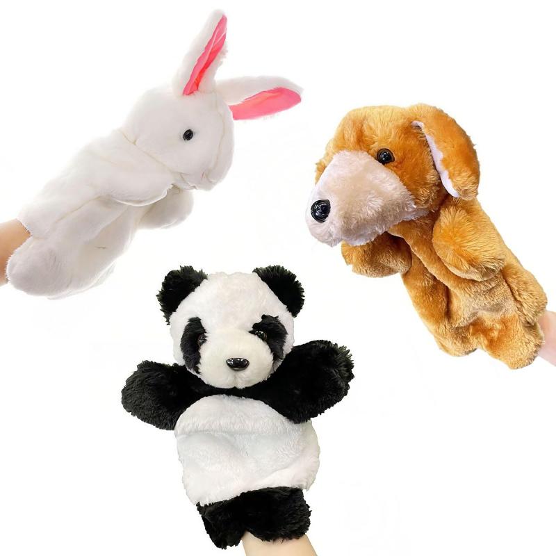 パペット ぬいぐるみ パペット人形 3体セット 手にはめる動物人形 口が動くパペット 子ども向け 知育おもちゃ 人形劇やストーリー遊び 小道具付き 親子で楽しく 犬 パンダ 白うさぎ【手を入れて遊べる】柔らかく伸縮性のある素材で作られたハンドパペット。子どもから大人まで簡単に手を入れられ、手遊びや物語ごっこにぴったりです。【ユニークで楽しいキャラクター】個性的で可愛いデザインのパペットは、子どもだけでなく大人も楽しめます。おもちゃとしてだけでなく、舞台演出やお部屋の飾りとしても活用できます。【親子のコミュニケーションに最適】パペット遊びを通して、自然に会話やふれあいが生まれます。遊びながら親子の絆を深めることができるアイテムです。【創造力や表現力を伸ばす】物語を作ったり登場人物を演じたりすることで、子どもの想像力や表現力を育成。自由な発想で遊ぶ楽しさを体験できます。【教育・イベント向き】保育園・幼稚園での学習教材や情操教育、学校の発表会、人形劇、学園祭など、教育やイベントの場でも活躍する知育グッズです。