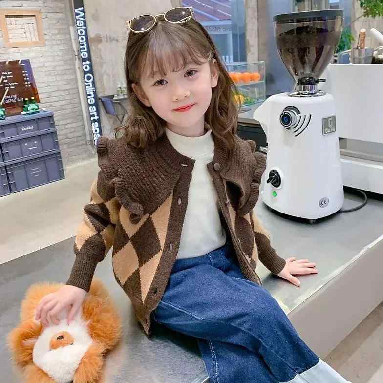 ・カテゴリ: 子供用セーター・対象性別: 男女共用・スタイル: 韓国風・対象年齢: 中小童（3～8歳、100～140cm）・主な素材: ポリエステル60%・カラー展開: レッド、オレンジ、グリーン、ブラウン、ミックスカラー、ベージュ、ピンク、カーキ、ワインレッド、オフホワイト、ネイビー・サイズ展開: 70cm、80cm、90cm、100cm、110cm、120cm、130cm、140cm、150cm