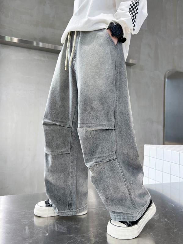 ・カテゴリ: キッズパンツ・スタイル: 韓国風・安全基準: B類・パンツ丈: 長ズボン・主な素材: ポリエステル90%・性別: 男の子・対象年齢: 中大童（8歳以上、身長140cm以上）・スタイルタイプ: ジーンズ・生地加工: 柔軟処理・柄: 無地・デザイン特徴: トレンド・ウエストの高さ: 中腰・カラー: ブルー・対応身長: 120cm、130cm、140cm、150cm、160cm、170cm