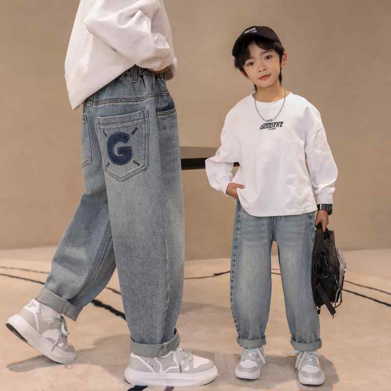 ・カテゴリ: 牛仔裤（ジーンズ）・スタイル: 韓国風・丈: ロングパンツ・安全基準: B類・主な素材: 綿・厚さ: 普通・性別: メンズ・柄: 無地・加工: 柔軟処理・要素: トレンド・ウエスト: ハイウエスト・サイズ: 120-170・カラー: ブルー・対応身長: 120cm、130cm、140cm、150cm、160cm、170cm・対象年齢: ジュニア（8歳以上、140cm以上）