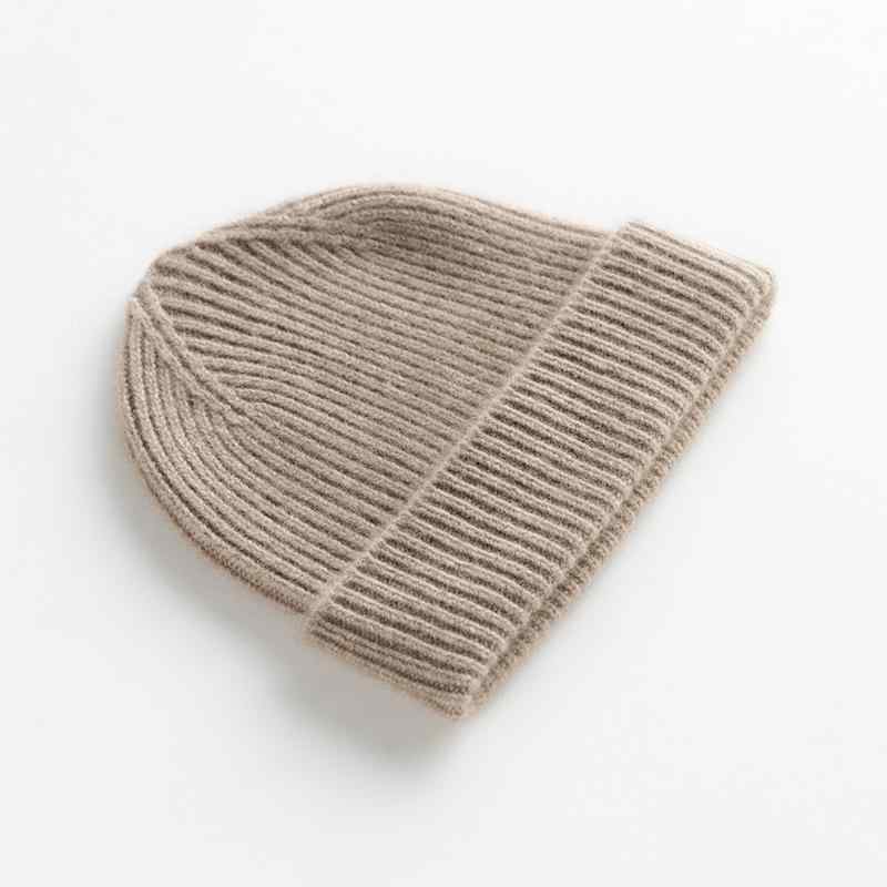 ・カテゴリ: 針織帽・帽頂スタイル: 丸型・つばのスタイル: つばなし・カラー展開: ライトキャメル、ダークキャメル、ヘザーグレー、スイートポテトイエロー、クラシックブルー、ネイビー・サイズ展開: フリーサイズ・機能: 保暖・主な素材: カシミヤ100%・スタイル: シンプル・素材: カシミヤ・スタイル分類: ファッション通勤・加工技術: ノーアイロン加工