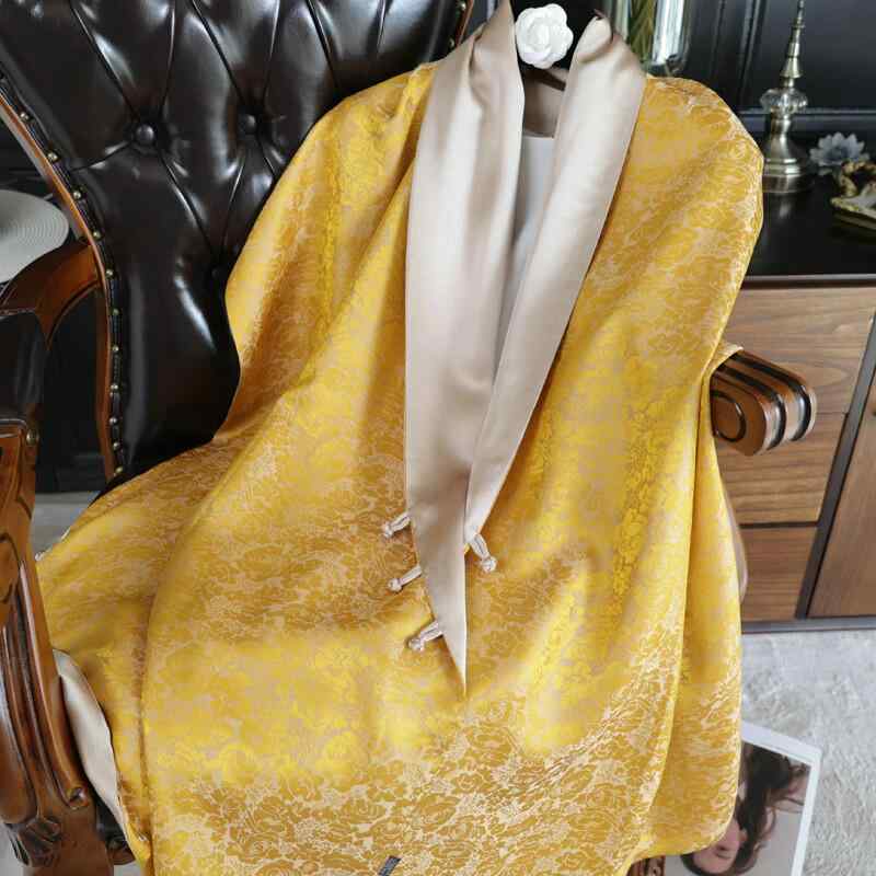 ・カテゴリ: ロングショール・カラー展開: 海水江崖紋-二重ショール、雍容華貴金黄-二重ショール、碧海雲閣-二重ショール、花海粉檳-二重ショール、湖畔春意-米檳二重ショール、国色天香-紫紅二重ショール、国色天香-蔵藍二重ショール、花開天地-藍檳二重ショール、三生有幸-藍檳二重ショール、祥雲花開-青色二重ショール、三生有幸-米金二重ショール、三生有幸-棗紅二重ショール、典雅盛祥-藍檳二重ショール、騰祥瑞雲-酒紅二重ショール、騰祥瑞雲-緑金二重ショール、騰祥瑞雲-米金二重ショール、三生有幸-焦糖緑二重ショール、三生有幸-金色二重ショール・素材: シルク