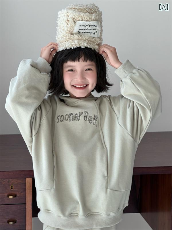 セットアップ キッズ 男の子 女の子 長袖 パーカー ロングパンツ フード付き プルオーバー スエット スウェット 部屋着 ルームウェア 普段着 お出かけ スポーツ 運動着 カジュアル 韓国風 ロゴ 英字 春秋 2点セット