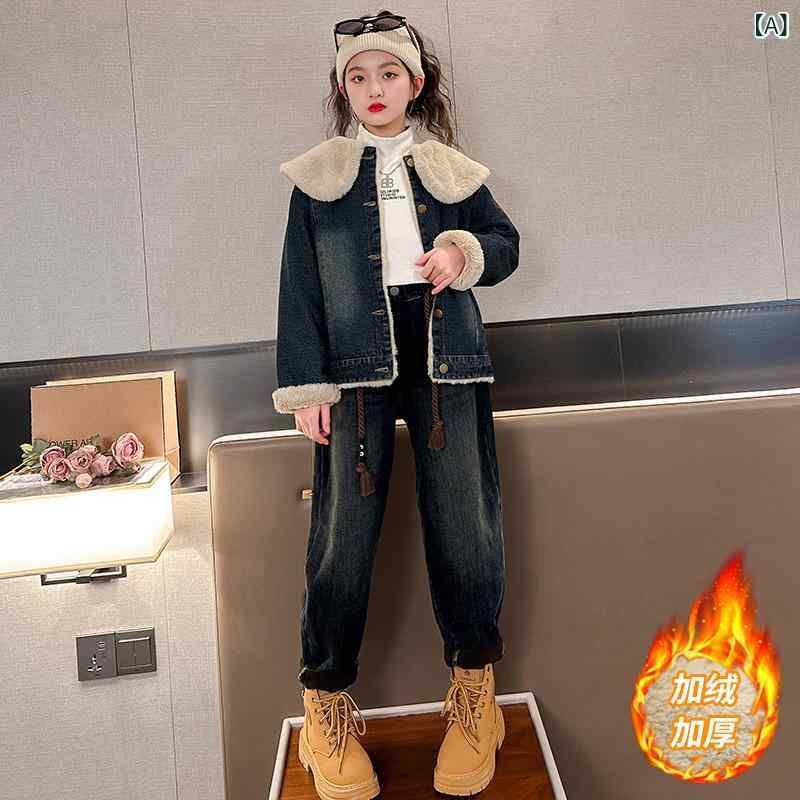 ・カテゴリ: 子供服セット・対象性別: 女の子・スタイル: 韓国風・セット内容: トップス、パンツ（2点セット）・対象年齢: ジュニア（8歳以上、身長140cm以上）・袖丈: 長袖・フード: なし・パンツ丈: ロングパンツ・生地加工: 起毛、シャーリング、柔軟処理・厚さ: 極厚・デザイン要素: セットアップ、田園風、可愛い、カーディガン、プリンセス、トレンド、シャーベットカラー・主な素材: 綿60%・安全基準: B類・留め具の種類: シングルブレスト・カラー展開: 裏起毛セット、裏起毛パンツ、裏起毛トップス・サイズ展開: 120cm、130cm、140cm、150cm、160cm、170cm
