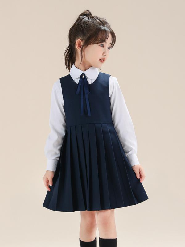 ・対象性別: 女性・スタイル: スクール・セット内容: スカートスーツ、3点セット（服、付属品・用品）・対象年齢: 中小童（3〜8歳、100〜140cm）・袖丈: 長袖・生地加工: 柔軟処理・厚さ: 普通・柄: 無地・素材: 化繊混紡（ポリエステル79%）・安全基準: B類・合わせ仕様: プルオーバー・カラー展開: ネイビー2点セット01、ネイビー2点セット02、ネイビー3点セット02、ネイビー3点セット01、グレー2点セット01、グレー2点セット02、グレー3点セット01、グレー3点セット02、カーキ2点セット、カーキ3点セット、ブラック2点セット、ブラック3点セット・対応身長: 110cm、120cm、130cm、140cm、150cm、160cm、170cm、180cm・カテゴリ: キッズセットアップ