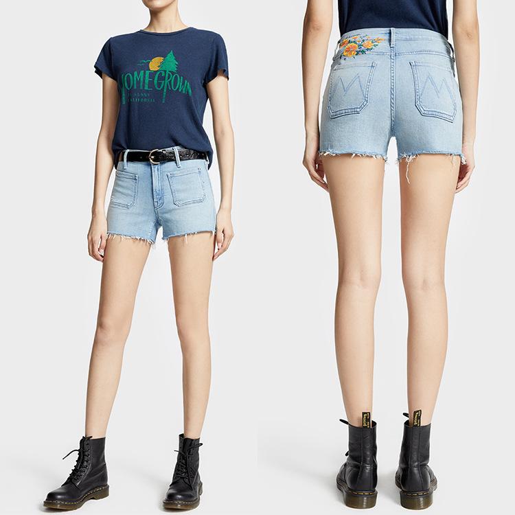 ・カテゴリ: デニムパンツ・主な素材: 綿 91%-99%、ポリウレタン 10%以下・裏地素材: 綿 71%-80%・スタイル: ペンシルパンツ、クロップドパンツ・丈: ショートパンツ・ウエスト: ハイウエスト・カラー展開: ライトブルー・テイスト: OL通勤、大人カジュアル・厚さ: 普通・デザイン特徴: ウォッシュ加工、刺繍、ダメージ加工・サイズ展開: 25、26、27、28、29、30