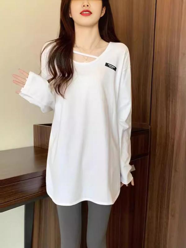 ・カテゴリ: Tシャツ・スタイル: カジュアル、リラックス・主な素材: ポリエステル（デロン）・素材割合: 90%以上95%未満・ネックライン: Vネック・袖丈: 長袖・柄: ロゴ、グラフィック・カラー展開: ホワイト（薄手）、ブラック（薄手）、ホワイト（デロン暖か素材）・サイズ展開: M、L、XL、2XL