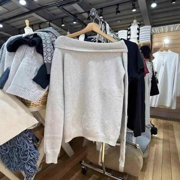 ・カテゴリ: セーター・スタイル: 清新風・ネックライン: ボートネック・袖丈: 長袖・袖型: レギュラースリーブ・カラー展開: 画像色・サイズ展開: ワンサイズ