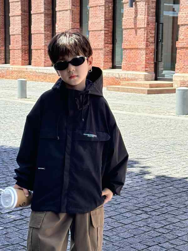 マウンテンパーカー キッズ アウター 男の子 女の子 防風 防水 フード付き ジャケット 子供服 コート ブルゾン ジャンパー 通学 通園 アウトドア キャンプ 遠足 レジャー 秋 冬 カジュアル putera-10566646 GRATIQUE MIEI パッケージ画像