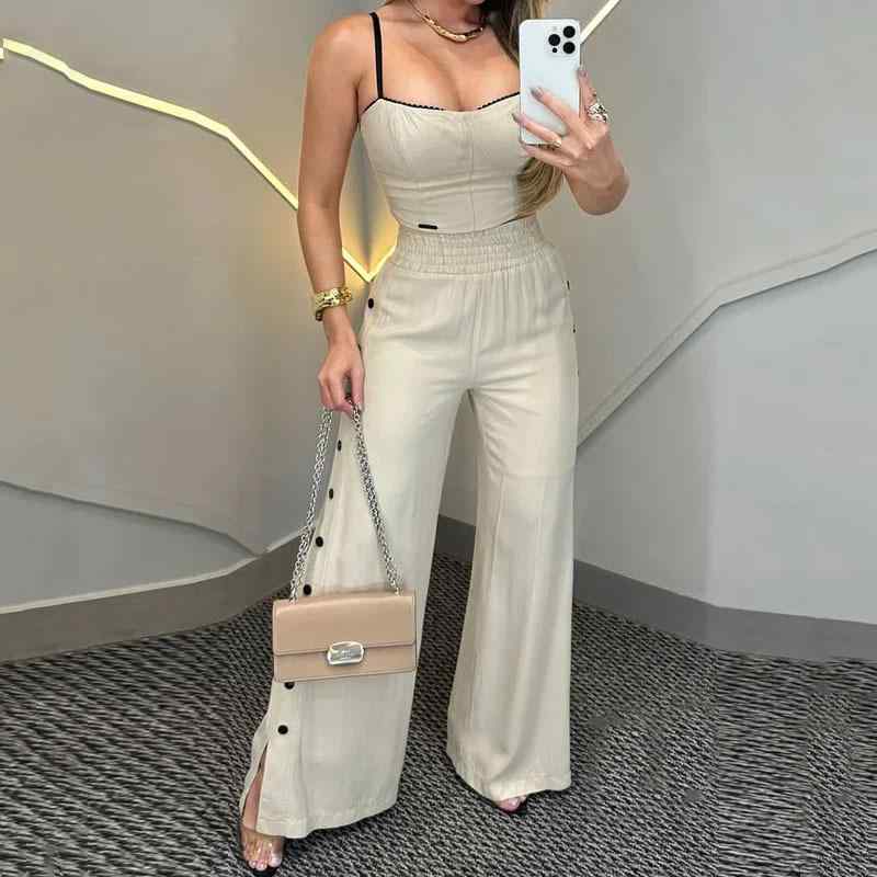 ・カテゴリ: チュニック・スタイル: カジュアル、上品・主な素材: ポリエステル95%以上・ネックライン: クルーネック・袖丈: ノースリーブ・柄: 無地・カラー展開: アイボリー・サイズ展開: XS、S、M、L、XL、XXL、XXXL