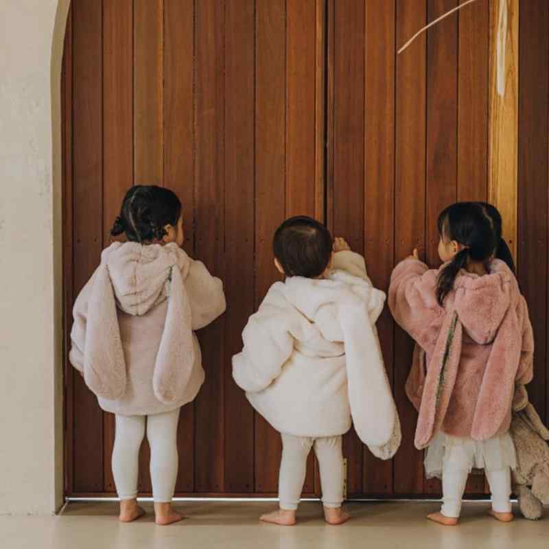 キッズ コート アウター 男の子 女の子 フード付き ジャケット フリース 厚手 ボア 耳付き もこもこ 防寒 保暖 暖かい 暖かい 幼児 ベビー ジュニア 通園 通学 お出かけ 秋 冬 ベージュ