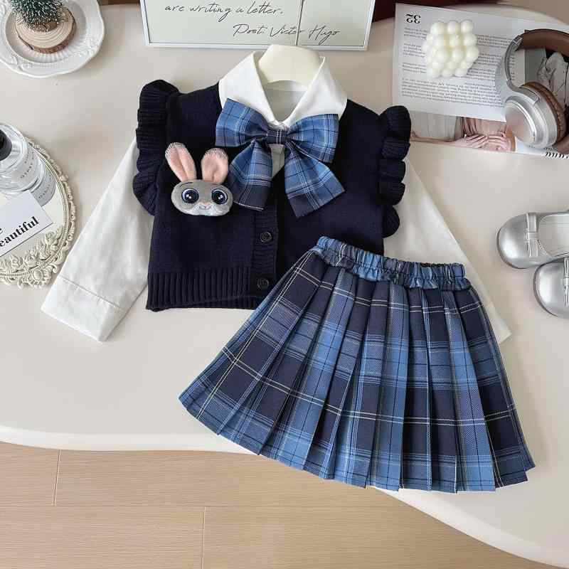・カテゴリ: 子供用セットアップ・適用対象: 女性・スタイル: 韓国風・セット内容: スカートセット（複数点セット）・袖丈: 長袖・主な素材: 綿混紡・綿含有量: 80%・カラー展開: レッド、ブルー・対応身長: 90cm、100cm、110cm、120cm、130cm、140cm