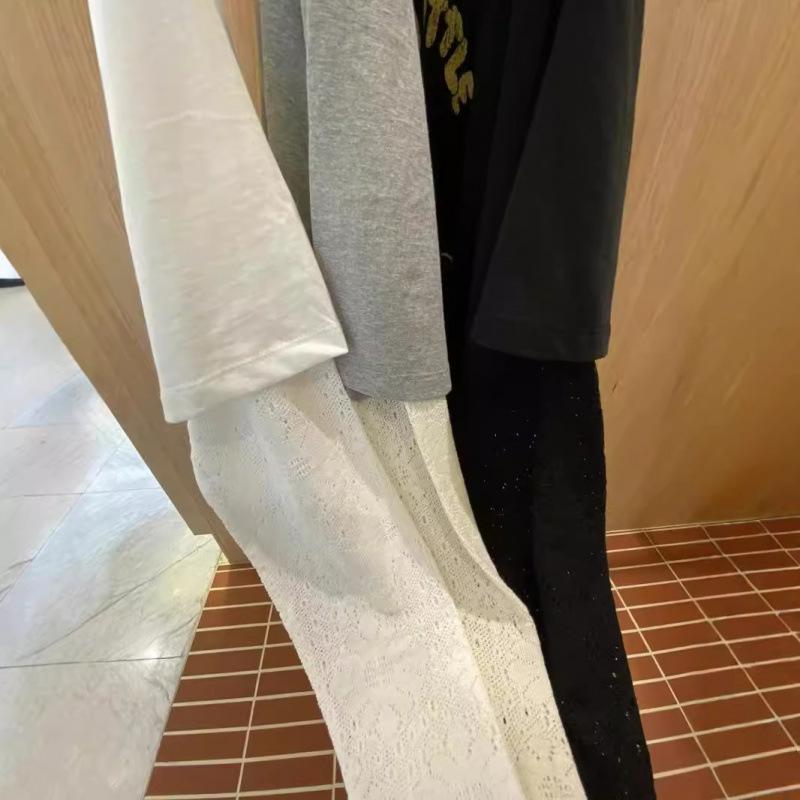 Tシャツ カットソー レディース 10代 20代 長袖 重ね着風 レイヤード 天使 ロゴ プリント ゆったり ルーズ 体型カバー トップス カジュアル お出かけ デート 秋 冬 ベージュ グレー ブラック
