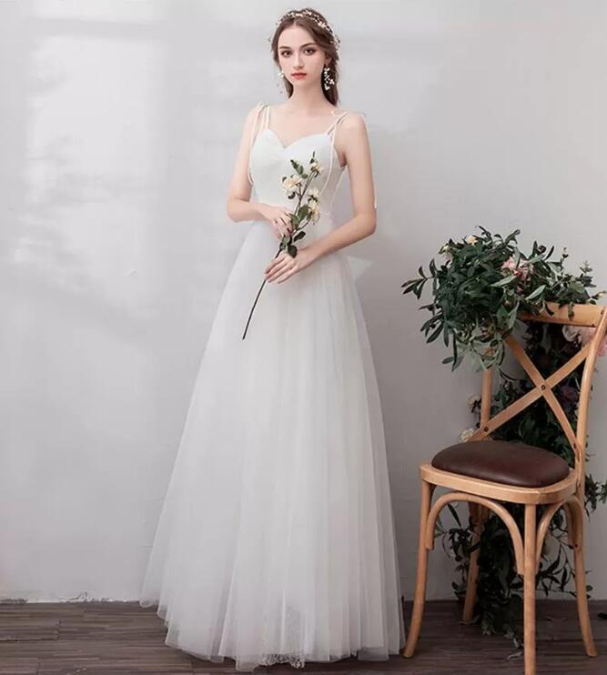 【送料無料】ウェディングドレス シンプル 高級感 お花嫁ドレス キャミソールドレス Vネック 前撮り/後撮り 結婚式 挙式 白 ロングドレス 編み上げ フォトウェディング撮影 パーティードレス 二次会 演奏会 ピアノ ブライダル 海外旅行 披露宴 ワンピース ロマンティック