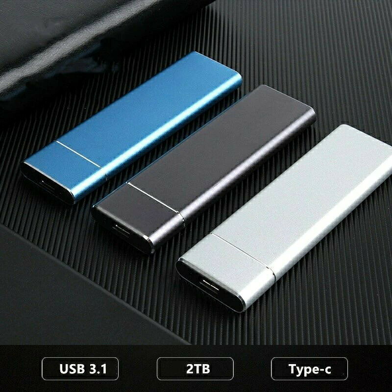 ぴょんぴょんショップのポータブルSSD 外付けSSD 外付けハードディスク 500GB 1TB 2TB 4TB 超薄型ポータブル ハードディスク 静音 コンパクト 小型 大容量 高速転送 ブラック シルバー レッド ブルー シャンパンカラー プレゼント ギフト 贈り物 送料無料｜アングル3
