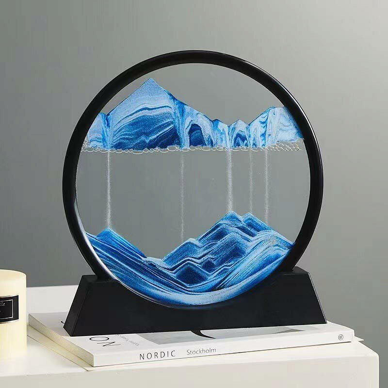 唯一無二のサンドアート体験：砂がガラスの中を自由に流れ、刻々と変化する美しい模様を描き出す、ダイナミックな芸術作品です。見るたびに新鮮な視覚体験が得られ、その穏やかで魅惑的な流れは、瞬時に空間を一変させます。最高級の職人技：透明度が高く耐久性のあるガラスと環境に優しい素材を用いて作られたサンドアートは、耐久性に優れたクリスタルクリアな映像を提供します。細部まで丁寧にデザインされ、砂の色と粒度を厳選することで、滑らかで自然な流れを実現し、最高の美的体験を保証します。癒し効果のある視覚体験：砂の流れるような動きは、他にはないリラックス効果をもたらします。デスク、本棚、オフィスなど、このサンドアートは単なる装飾品ではありません。ストレスを軽減し、集中力を高め、空間に静寂をもたらす、心を落ち着かせるツールとなります。あらゆるシーンにマッチする万能デコレーション：時代を超越したミニマルなデザインのこのサンドアートは、モダンな空間から伝統的な空間まで、様々な空間に自然に溶け込みます。ご自宅、オフィス、あるいはちょっとした魅力を求めるあらゆるお部屋に、優雅さと芸術的な雰囲気を添えるのに最適です。ギフトにも最適：クリエイティブで心に響くギフトをお探しですか？このサンドアートは、誕生日、記念日、ホリデー、新築祝いなど、心のこもったユニークなプレゼントに最適です。単なる装飾品ではなく、無限の可能性と幸運の象徴であり、長年大切にされる贈り物となるでしょう。注意事項サイズ重量は、多少の誤差が生じる場合がございます。お使いのブラウザや設定により、画像と実際の商品との若干の色の違いが生じる場合がございます。予めご了承いただけますようお願いいたします。簡易包装となりますのでご理解の程よろしくお願いします。仕様デザインは改良のため予告なく変更することがあります。ご注意いただけましたら幸いです。唯一無二のサンドアート体験：砂がガラスの中を自由に流れ、刻々と変化する美しい模様を描き出す、ダイナミックな芸術作品です。見るたびに新鮮な視覚体験が得られ、その穏やかで魅惑的な流れは、瞬時に空間を一変させます。最高級の職人技：透明度が高く耐久性のあるガラスと環境に優しい素材を用いて作られたサンドアートは、耐久性に優れたクリスタルクリアな映像を提供します。細部まで丁寧にデザインされ、砂の色と粒度を厳選することで、滑らかで自然な流れを実現し、最高の美的体験を保証します。癒し効果のある視覚体験：砂の流れるような動きは、他にはないリラックス効果をもたらします。デスク、本棚、オフィスなど、このサンドアートは単なる装飾品ではありません。ストレスを軽減し、集中力を高め、空間に静寂をもたらす、心を落ち着かせるツールとなります。あらゆるシーンにマッチする万能デコレーション：時代を超越したミニマルなデザインのこのサンドアートは、モダンな空間から伝統的な空間まで、様々な空間に自然に溶け込みます。ご自宅、オフィス、あるいはちょっとした魅力を求めるあらゆるお部屋に、優雅さと芸術的な雰囲気を添えるのに最適です。ギフトにも最適：クリエイティブで心に響くギフトをお探しですか？このサンドアートは、誕生日、記念日、ホリデー、新築祝いなど、心のこもったユニークなプレゼントに最適です。単なる装飾品ではなく、無限の可能性と幸運の象徴であり、長年大切にされる贈り物となるでしょう。注意事項サイズ重量は、多少の誤差が生じる場合がございます。お使いのブラウザや設定により、画像と実際の商品との若干の色の違いが生じる場合がございます。予めご了承いただけますようお願いいたします。簡易包装となりますのでご理解の程よろしくお願いします。仕様デザインは改良のため予告なく変更することがあります。ご注意いただけましたら幸いです。