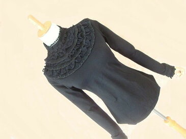 プレゼント企画【¥3,980 ⇒ ¥1】 2万円以上ご購入でプレゼント♪ 1着は持っていたい♪上品に映える!華やかインナーカットソー♪(いろんな組み合わせが出来る万能インナー♪柔らかく着心地良い)ノースリーブワンピとも相性抜群