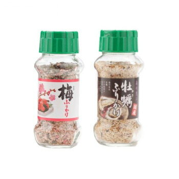 「北海道・沖縄・離島・一部地域へのお届けは別途送料を請求させていただきます。」「お客様都合でのキャンセルの場合、出荷前後にかかわらずキャンセル料などの手数料が発生いたしますので予めご了承ください。」「メーカーより取り寄せ商品のため、在庫状況によっては欠品・廃盤の可能性があります。あらかじめご了承ください。」梅ふりかけは、梅・しその風味をいかしたふりかけです。しそを使用し、鰹・胡麻・海苔で風味を高めています。牡蠣ふりかけは、国産牡蠣を顆粒に練り込み、独特の風味をお楽しみいただけるふりかけです。ほかほかご飯、おむすび、お弁当にふりかけて、お召し上がりください。内容量梅ふりかけ:85g/個、牡蠣ふりかけ:95g/個サイズ個装サイズ：34.8×17.2×43.5cm重量2700g個装重量：12000g仕様賞味期間：製造日より360日セット内容梅ふりかけ:85g×15個、牡蠣ふりかけ:95g×15個生産国日本栄養成分(100g当たり)梅ふりかけ:熱量:353kcal、たんぱく質:12.4g、脂質:12.0g、炭水化物:48.8g、食塩相当量:21.9g牡蠣ふりかけ:熱量:391kcal、たんぱく質:9.4g、脂質:8.4g、炭水化物:69.4g、食塩相当量:7.6g原材料名称：ふりかけ【梅ふりかけ】梅風味顆粒(食塩、乳糖、砂糖、その他)(国内製造)、ごま、ポテトフレーク、かつお風味顆粒(乳糖、食塩、鰹節粉末、砂糖、その他)、ぶどう糖、脱脂小麦胚芽、乾燥加工梅、のり、食塩、あおさ、醤油、でん粉、砂糖、トマトパウダー、デキストリン/調味料(アミノ酸等)、加工でん粉、貝Ca、着色料(紅麹、カロチノイド、ラック、赤キャベツ、カラメル)、酸味料、香料、甘味料(ステビア、カンゾウ)、(一部に 乳成分・小麦・さば・大豆・ゼラチン・ごまを含む)【牡蠣ふりかけ】ぶどう糖(国内製造)、ごま、牡蠣、でん粉、ポテトフレーク、食塩、顆粒醤油、砂糖、デキストリン、醤油、ホタテエキス、鰹節粉末、粉末醤油/加工でん粉、調味料(アミノ酸等)、香料、カラメル色素、貝Ca、甘味料(カンゾウ、ステビア)、酸化防止剤(V.E)、(一部に小麦・大豆・ゼラチン・ごまを含む)アレルギー表示乳、小麦、ごま、さば、大豆、ゼラチン（原材料の一部に含んでいます）保存方法直射日光などの高温や多湿を避けて、保存してください。製造（販売）者情報製造者:株式会社みなり/広島県東広島市河内町下河内636fk094igrjs