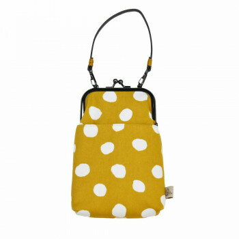 「北海道・沖縄・離島・一部地域へのお届けは別途送料を請求させていただきます。」「お客様都合でのキャンセルの場合、出荷前後にかかわらずキャンセル料などの手数料が発生いたしますので予めご了承ください。」「メーカーより取り寄せ商品のため、在庫状況によっては欠品・廃盤の可能性があります。あらかじめご了承ください。」水玉模様がおしゃれな、がま口タイプの2WAYショルダーバッグです。2種類のベルトが付いており、手提げにもショルダータイプにも。外側にポケットが付いて必要なものがさっと取り出せます。少し大きめで見た目以上の収納力。※商品の写真は、なるべく実物に近い状態になるよう努力しておりますが、光の具合やパソコンのモニターの種別、環境によっては、見え方が実際のものと多少異なって見える場合もございますので、ご了承ください。※柄物は商品により柄、模様の出方が、掲載商品画像と現物で異なる場合がございます。※水や汗等により色落ちすることがありますので、ご注意下さい。※バックや周囲のものとの摩擦や引っかかりに気をつけて下さい。※生産工場で品質管理、検品を行うなど品質向上に努めています。※若干のほつれや多少サイズの誤差が生じる場合があります。あらかじめご了承くださいますようお願いいたします。サイズ約W130×H175×D20mm、手さげベルト:約280mm、ショルダーベルト:約1050〜1290mm(調整可能)個装サイズ：20×15×4cm重量個装重量：300g素材・材質表生地:日本製生地口金:スチール手提げベルト・ショルダーベルト:合皮付属品手さげベルトショルダーベルト生産国中国fk094igrjs