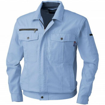 「北海道・沖縄・離島・一部地域へのお届けは別途送料を請求させていただきます。」「お客様都合でのキャンセルの場合、出荷前後にかかわらずキャンセル料などの手数料が発生いたしますので予めご了承ください。」「メーカーより取り寄せ商品のため、在庫状況によっては欠品・廃盤の可能性があります。あらかじめご了承ください。」消臭素材・加工・テープなどにより、いやなニオイを抑える。シワになりにくく、簡単なアイロンがけ、もしくはノーアイロンでOK。定番の T/C ソフトライトツイルを使用。不快なニオイを軽減するデオドラントテープ付き。制電性素材で静電気の発生を抑える。サイズLサイズ個装サイズ：39×30×10cm重量個装重量：700g素材・材質綿35%・ポリエステル65%仕様胸囲:118cm肩巾:50cm着丈:66cm袖丈:58cmドットボタン、ファスナー生産国ベトナムfk094igrjs