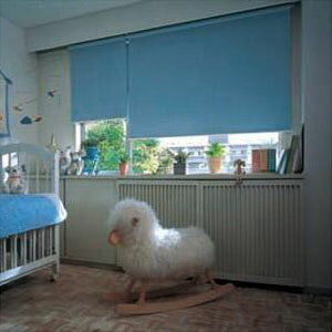 タチカワ　TIORIOティオリオ　ロールスクリーン遮光2級防炎90×220cm　TR-3364・ブルー