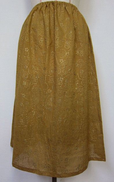 新鮮!金ラメ柄ペチコートはチラリと見せたい♪見えないおしゃれ♪肌触り抜群♪綿100%