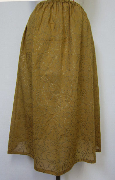 新鮮!金ラメ柄ペーズリーペチコートはチラリと見せたい♪見えないおしゃれ♪肌触り抜群♪綿100%