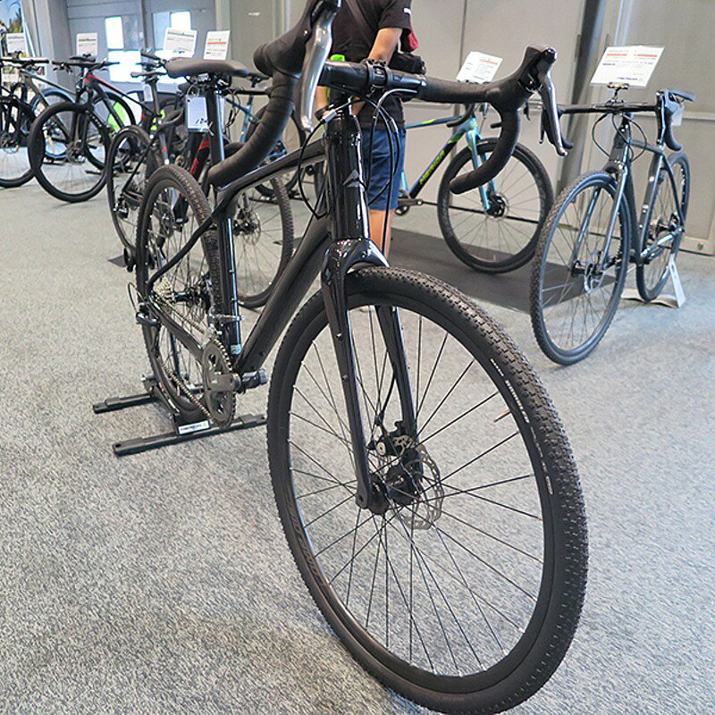 モデル Merida Silex100 アルミグラベルロードは今年も継続ですが クラリススペックが登場 モデル Merida Silex100 アルミグラベルロードは今年も継続ですが クラリススペックが登場