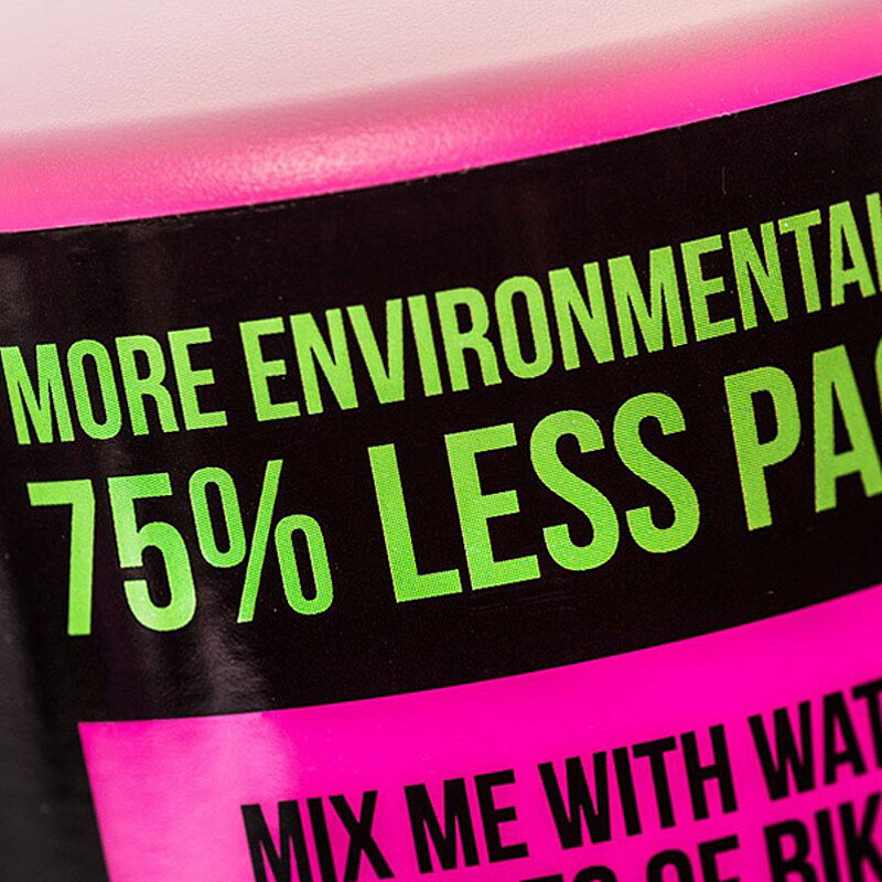 マックオフ BIKE CLEANER CONCENTRATE （バイククリーナーコンセントレート） 1L NANO TECH BIKE CLEANER 4倍濃縮詰め替え用 MUC-OFF あす楽 土日祝も出荷 3