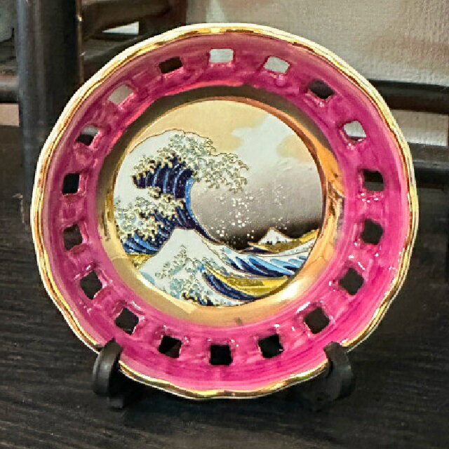 Rakuten - 新彫金 3．5スカシ皿 赤 北斎 波