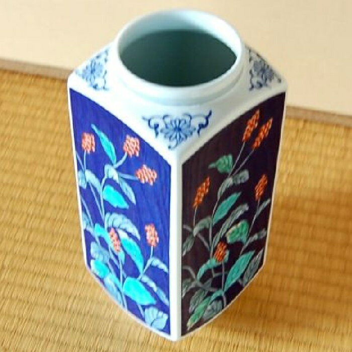Arita Ware - 有田焼 濃草花 角花瓶（木箱入）