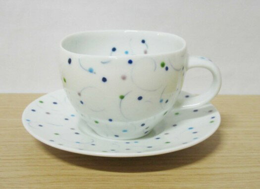 有田焼　ビーズコーヒーカップ＆ソーサー　容量:約210cc(満水時)＜ギフト　プレゼント　お祝い　父の日..