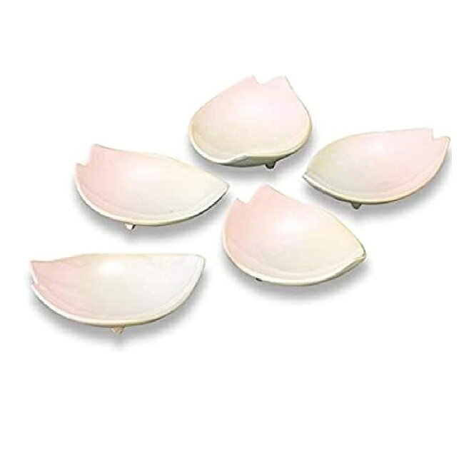 サイズ： 約13.0×10.0×H3.5cm 素材：陶器 生産地：日本（萩焼） 作家：椿秀窯 ■取り扱い 電子レンジは、温め程度なら使用可能です。 食洗機をご使用の際は、食器同士があたらないように入れてください。 （萩焼はとても柔らかい陶器のため、他の食器と接触すると、破損する恐れがあります） ※萩焼の色合いは、土と釉薬が溶け合って生まれます。 ひとつとして同じ色合いのものはございません。 焼き上がりの商品を検品し、弊社基準にて許容できる色合い・風合いの違いは良品とさせていただいております。 萩焼の特性をご理解いただき、ご注文くださいますようお願いいたします。　