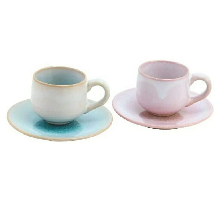 サイズ： 碗(径7.5×6.5cm)・皿(径14.5×2cm) 容量：200ml 素材：陶器 生産地：日本（萩焼） 作家：服部天龍窯 ※萩焼の色合いは、土と釉薬が溶け合って生まれます。 ひとつとして同じ色合いのものはございません。 焼き上がりの商品を検品し、弊社基準にて許容できる色合い・風合いの違いは良品とさせていただいております。 萩焼の特性をご理解いただき、ご注文くださいますようお願いいたします。