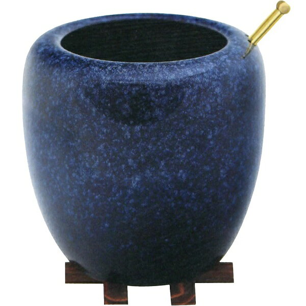 サイズ（cm）：幅18.5cm×高さ18.0cm 材質：陶器 生産国　日本：滋賀県甲賀市信楽町（信楽焼産地） 工芸品のためサイズは多少前後する場合がございます。 色・柄は陶器、焼き物の為、一品一品、画像と異なります 信楽焼とは… 滋賀県甲賀市信楽町でつくられているやきもの。 日本六古窯の一つと数えられ、1260年もの永い歴史があるといわれています。 1976年（昭和51年）に国から伝統的工芸品の指定を受けています。