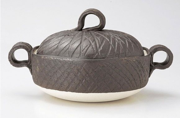 萬古焼　めずらしい六角形の土鍋　手造り土鍋　8号　黒釉六角　24cm　2.2L
