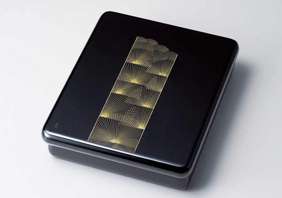 木製越前塗 帯松 光琳文庫 黒内梨地