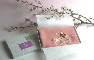 寿三郎 正絹刺繍入り風呂敷 桃色