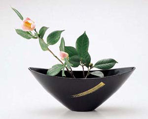 越前塗　金一筆　爽風花器　黒