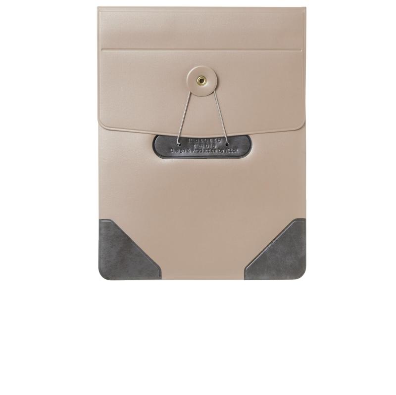 便利なイヤホンポケット＆スタイラスペンホルダー付きのタブレット＆ノートPC用ケース[マトッテ・タブレ]