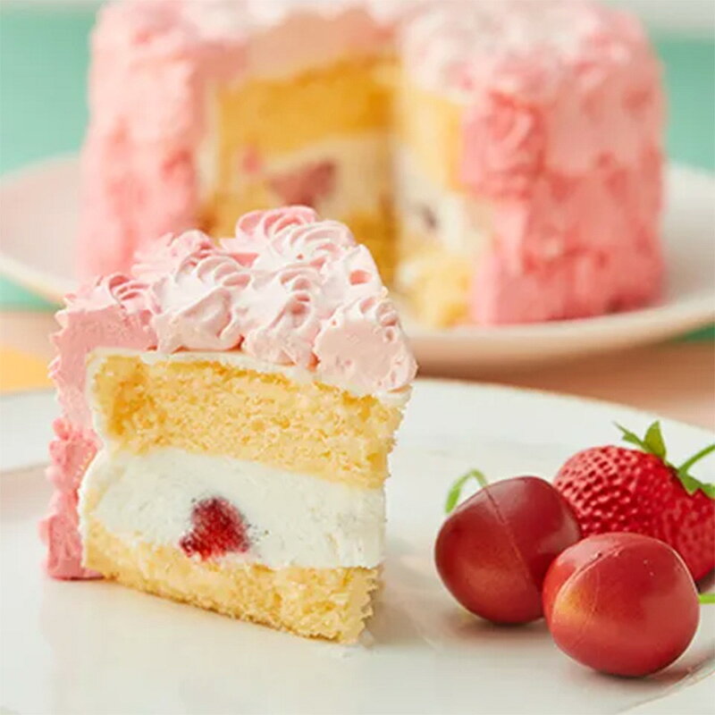 暮らしの総合デパート ケベックのクラデーションが綺麗なローズケーキ 薔薇のデコレーションケーキ 甘さ控えめのバタークリーム 5号15cm 薔薇スイーツ 薔薇のケーキ｜アングル2
