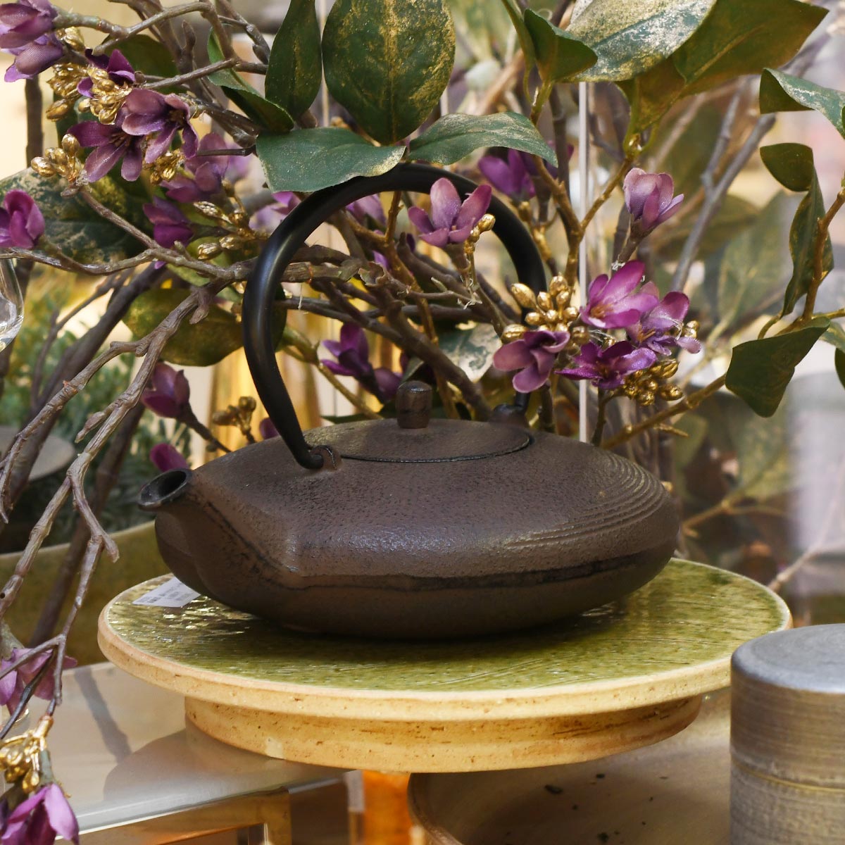 【取り寄せ商品】南部鉄びん NANBU TETSUBIN 急須 月　2色 NT0306【南部鉄びん 鉄瓶 南部鉄器 ティーポット 茶器】