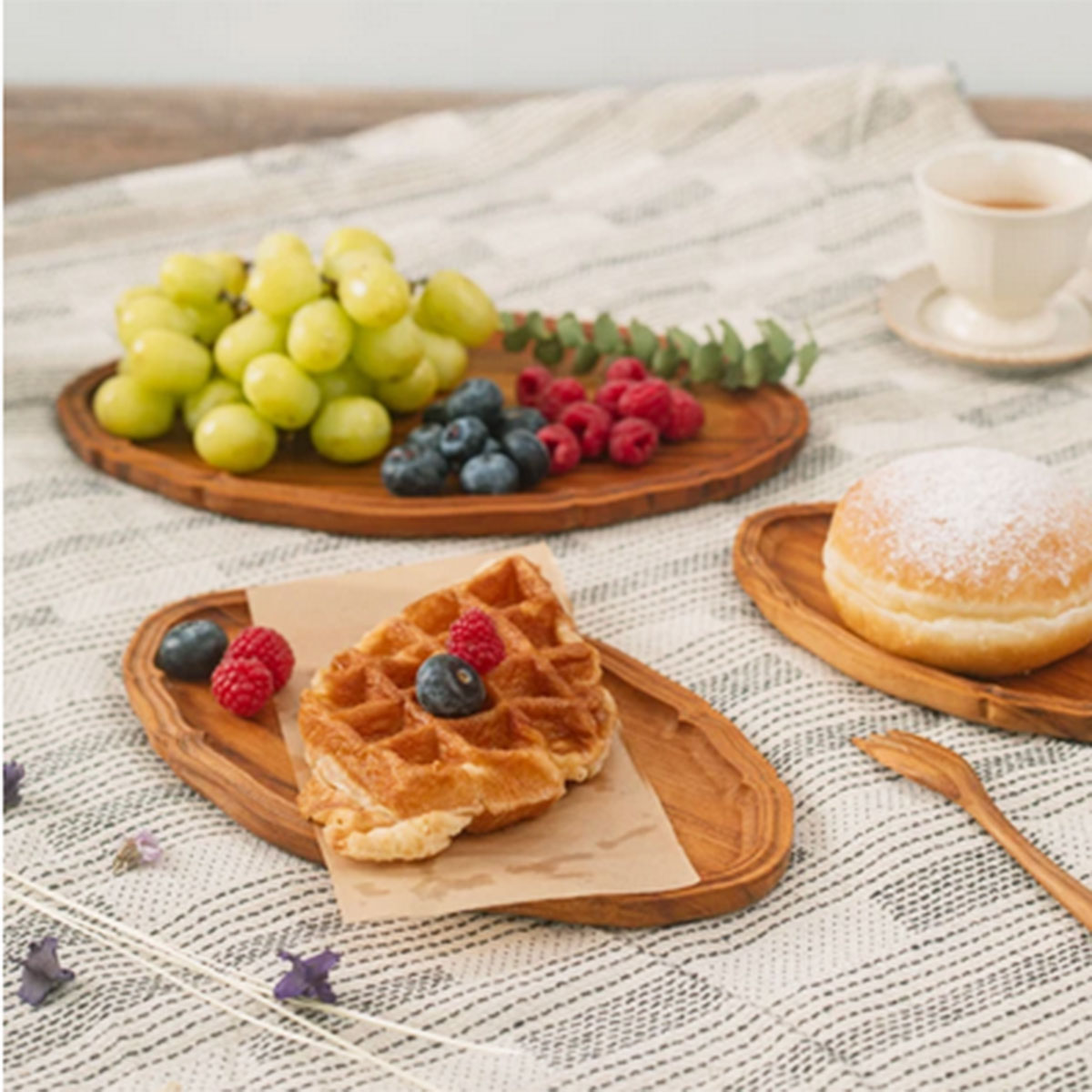 【クリックポスト便可】【メール便可】木製レリーフ オーバルプレート M【花型トレー レリーフ トレイ かわいい おしゃれ 木製 木目】003