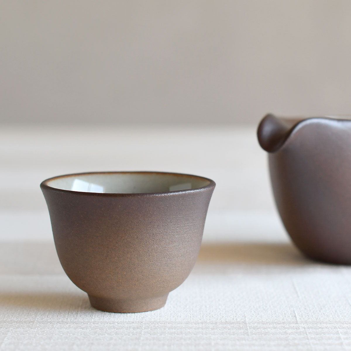 【取り寄せ商品】ひとしずく HITOSHIZUKU しずく碗(大)　3色 【土瓶 セラミック ティーポット 茶器 急..