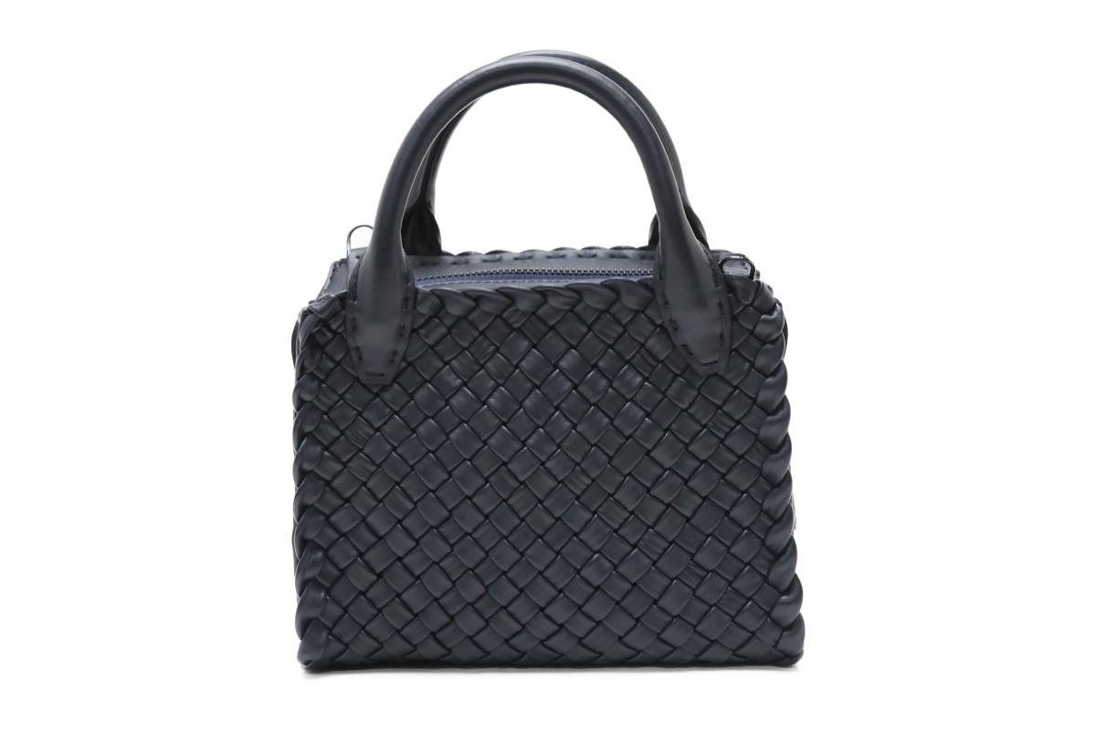 イントレチャート バッグ ファロルニ ショルダーバッグ イタリア製