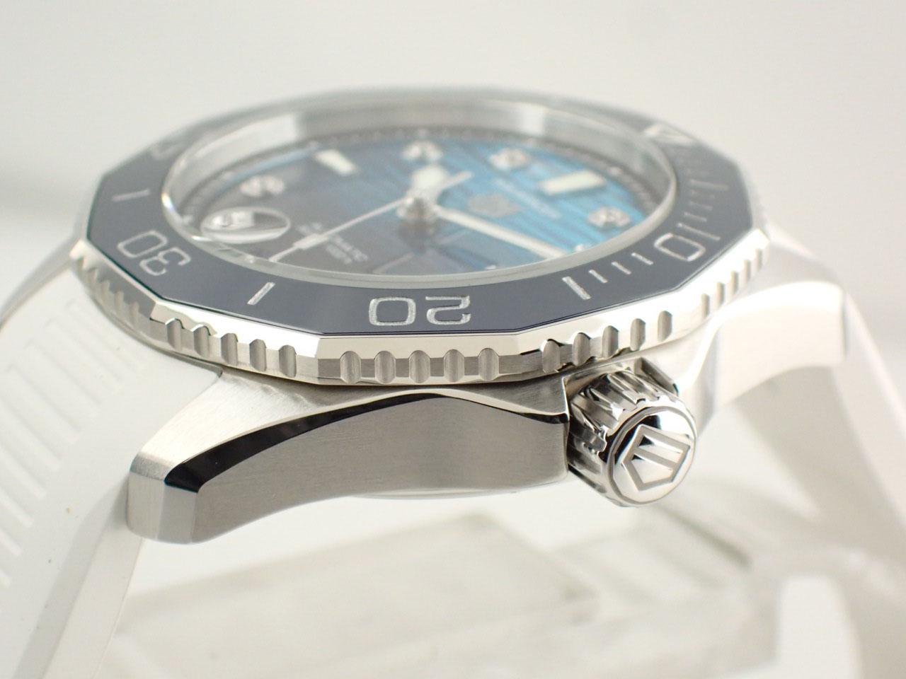 タグホイヤー アクアレーサー プロフェショナル300 2025年モデル ラバーストラップ WBP231N.FT6234 新品